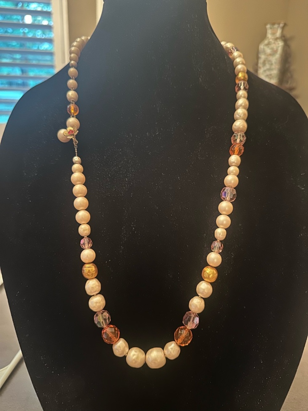 Vintage DeMario Beaded Necklace Faux Pearl Glass Floral Clasp collectible - Picture 3 of 5